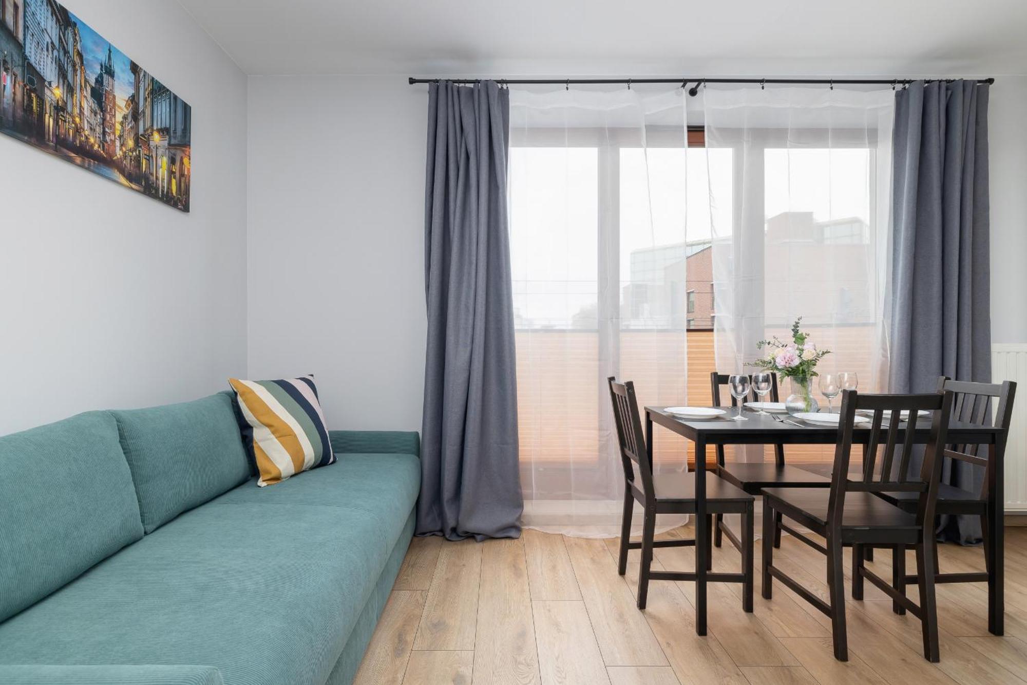 Stylish With Balcony & Parking Cracow By Renters Apartmán *